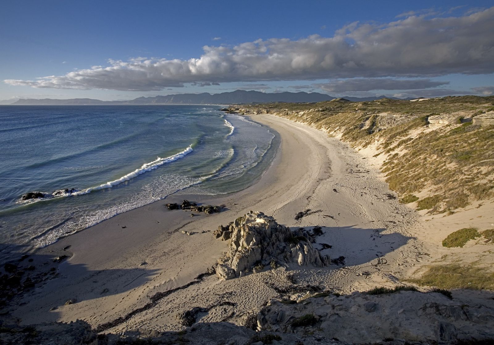 Stunning photo of the beach