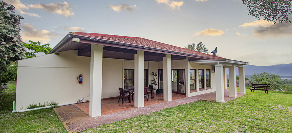 Explore Riverside Getaways in Stanford