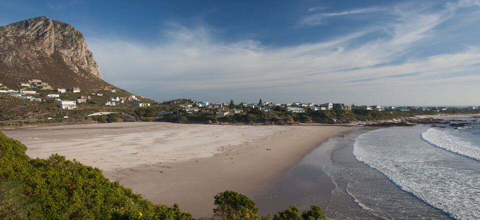 Pringle Bay: Where Ocean and Mountains Meet
