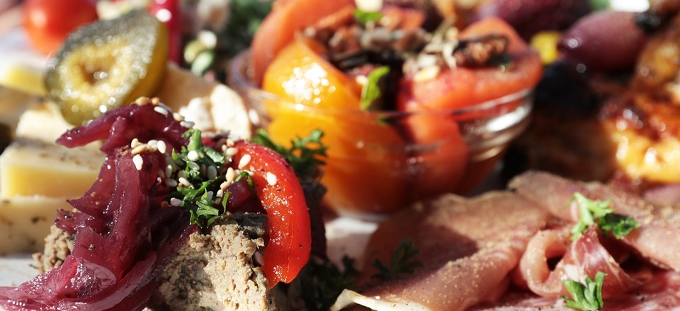 Culinary Journeys in Barrydale: Where Tastes Unite