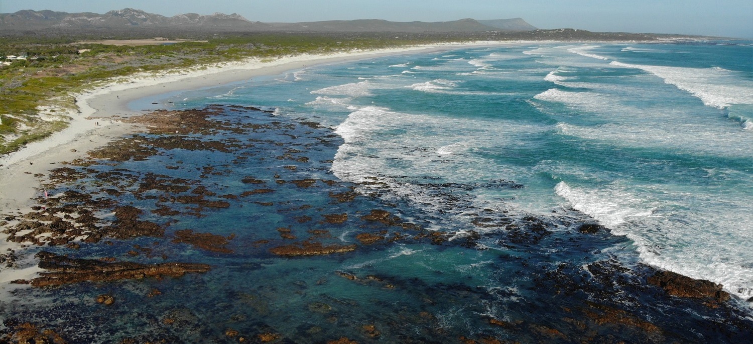 The beautiful beach of Pearly Beach