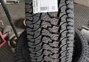 Brand New Kumho Road Venture Tyres for Old Landrover