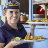 Friendly Service - Quayside Cabin - Xplorio™ Hermanus