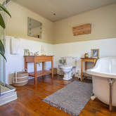 Main Bathroom - @lantic View - Xplorio™ Gansbaai