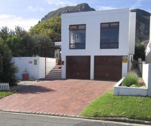 3 Bedroom House to Rent in Voelklip - R13,500 per month