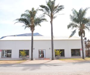 Commercial business for sale in Villiersdorp: R5,100,000