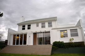 4 Bedroom House for Sale in Theewaterskloof: R2,850,000