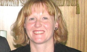 Maria . . . Geseend onder die Vroue