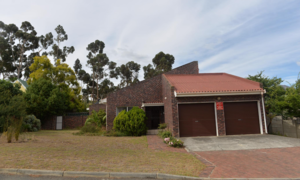 4 Bedroom House for Sale in Villiersdorp: R1,595,000