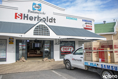 hermanus_funiture_and_appliances_s_herholdt_outside_view_1__1689232956