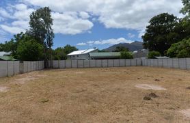 887 m² Residential Vacant Land for Sale in Villiersdorp: R535,000
