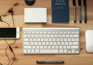 How to Build a Charming Indoor General-Purpose Table Out of Pine Wood
