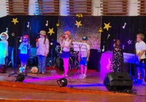 Word of Arts Fees: Musiekgroep