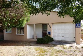 2 Bedroom House for Sale in De Kelders: R1,590,000