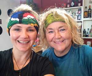 Ma en dogter maak Vrouemaand spesiaal