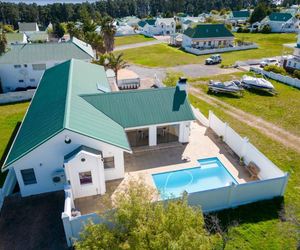 3 Bedroom House for Sale in Theewaterskloof: R4,850,000