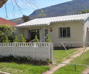 2 Bedroom House for Sale in Villiersdorp
