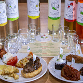 Food Pairing - Jolly Rooster @ Fynbos Distillery - Xplorio™ Stanford