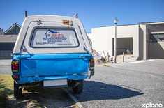 gansbaai_building_and_construction_wall_seal_painters_and_renovations_branded_vehicle_1695220050