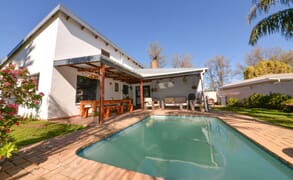 3 Bedroom House for Sale in Villiersdorp: R2,900,000