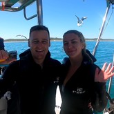 Happy Divers - Cape Shark Adventures - Xplorio™ Gansbaai