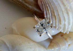 2ct Moissanite Engagement Ring
