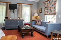 greyton_accomodation_vias_stay_room_three_seating_arrangement_1698738674
