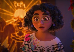 Movies Under the Stars Encanto