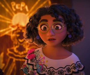 Movies Under the Stars Encanto