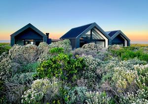 2 Bedroom Freehold for Sale in Romansbaai Estate: POA