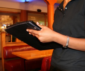 December Holiday Jobs: Waiters Needed
