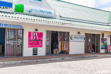 gansbaai_gift_shop_belle_vous_outside_view_1700551940