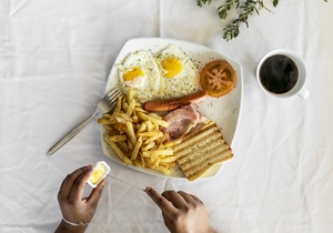 Craft Your Perfect Morning at The Boathouse: Build Your Own Breakfast!