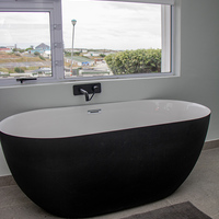 Bath with Sea View - 1 Harbour Way - Xplorio™ Gansbaai