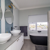 Bathroom - 1 Harbour Way - Xplorio™ Gansbaai