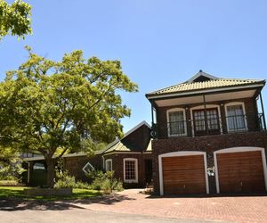 4 Bedroom House for Sale in Villiersdorp: R2,900,000