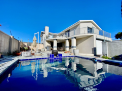 R3,775,000 | 3 Bedroom House For Sale in De Kelders