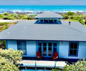 R2,950,000 | 3 Bedroom House For Sale in Pearly Beach