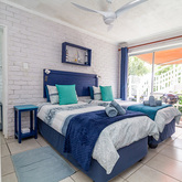 Whale Unit Second Room - Amazing Grace B&B - Xplorio™ Gansbaai