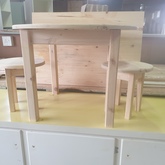 Toddlers Table and Chairs - Callie Kombuiskas - Xplorio™ Bredasdorp