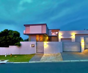 3 Bedroom House for sale in De Kelders: POA