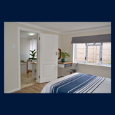 Main Bedroom - En-suite - Rest and Sea Self-catering - Xplorio™ Gansbaai