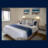Main Bedroom 2 - Rest and Sea Self-catering - Xplorio™ Gansbaai