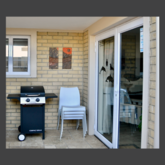 Undercover BBQ Patio - Rest and Sea Self-catering - Xplorio™ Gansbaai