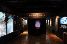 Exhibition: 'Origins of Early Southern Sapiens Behaviour' at De Hoop