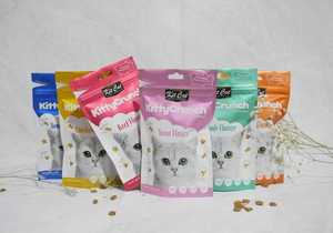 Elevate Your Cat's Playtime: KittyCrunch!