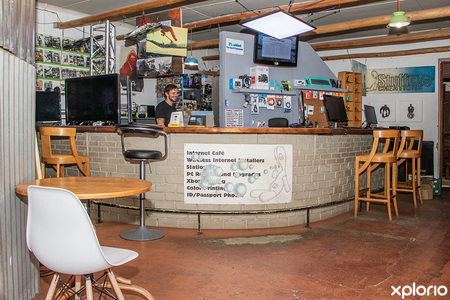 shop_front_1707744399