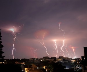 ‘Ongekende’ Donderslae en Weerligstrale