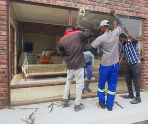 Kleinbaai Home: New Windows and Expert Building Work