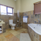 Bathroom - Whale Waters Self Catering Lodge - Xplorio™ Gansbaai